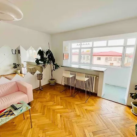 Boheme Retro Inspired Apartment Bucharest